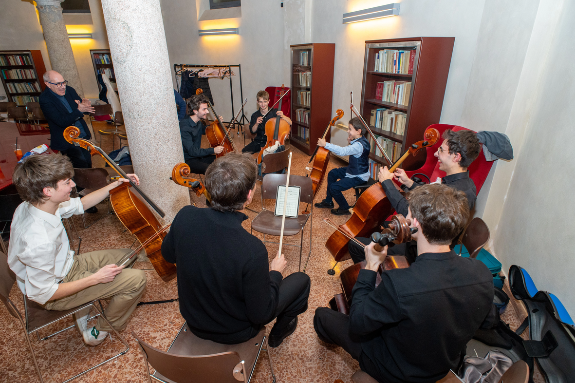 Again, another moment from the masterclasses held at Mamu, Magazzino Musica